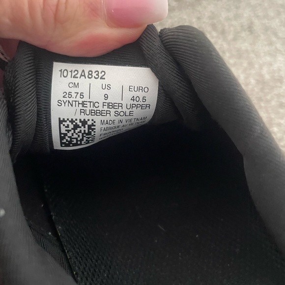 ASICS Roadblast Running Shoes - Picture 4 of 8